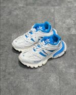 BALENCIAGA X ADIDAS TRACK FORUM LOW TOP SNEAKER – BLA081