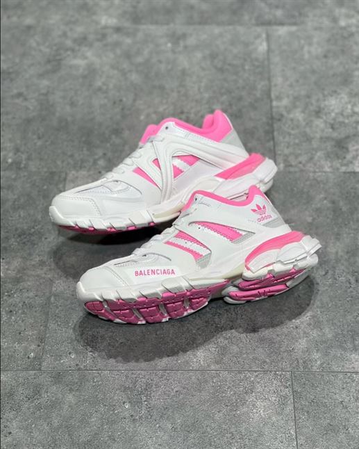 BALENCIAGA X ADIDAS TRACK FORUM LOW TOP SNEAKER – BLA082