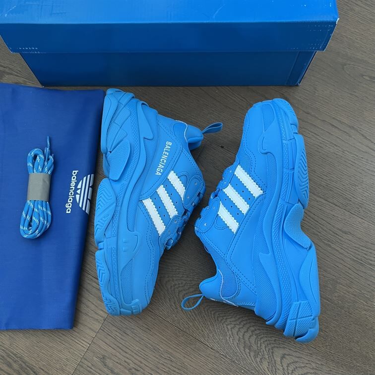 BALENCIAGA X ADIDAS TRIPLE S – BLA037