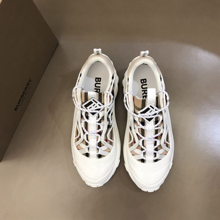 BURBERRY ARTHUR VINTAGE CHECK LOW-TOP SNEAKERS – BBR022