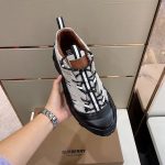 BURBERRY BLACK AND WHITE CANVAS ARTHUR SNEAKERS – BBR021