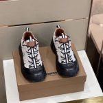 BURBERRY BLACK AND WHITE CANVAS ARTHUR SNEAKERS – BBR021