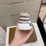 BURBERRY LOGO PRINT VINTAGE CHECK COTTON SNEAKERS IN ARCHIVE BEIGE – BBR023