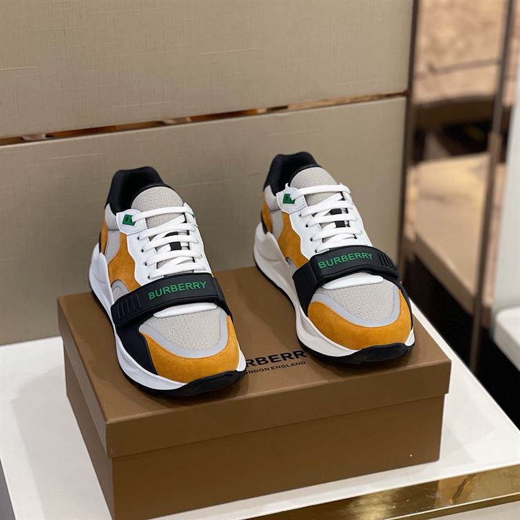 BURBERRY LOGO-STRAP LOW-TOP SNEAKERS – BBR025