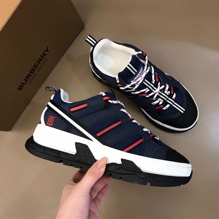 BURBERRY UNION SNEAKERS – BBR015
