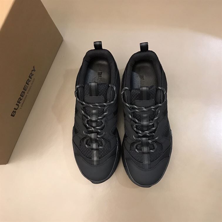 BURBERRY UNION SNEAKERS – BBR016