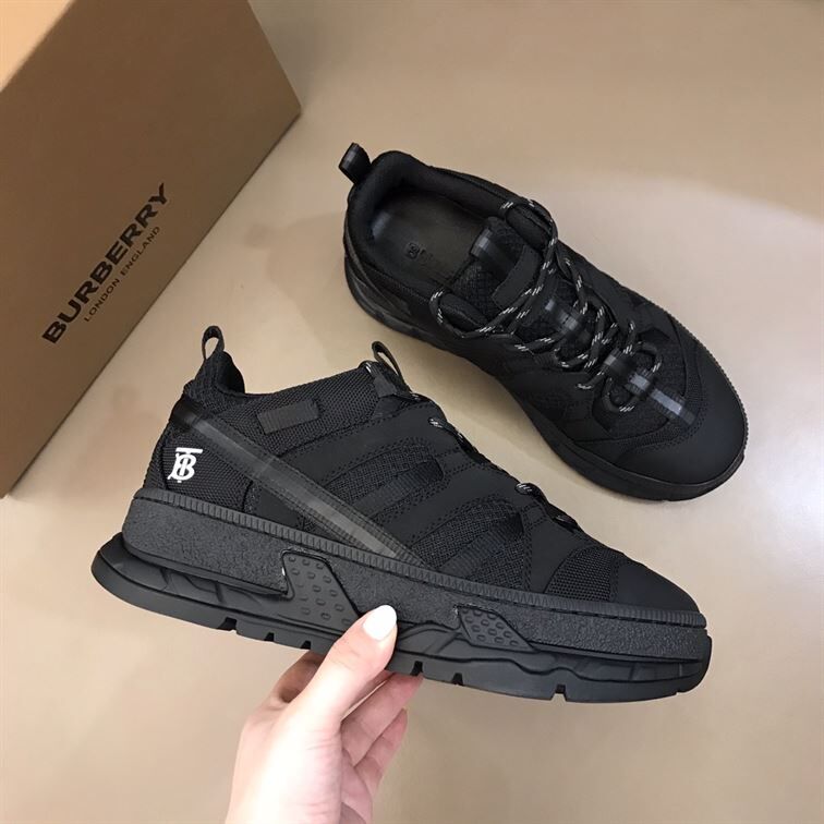 BURBERRY UNION SNEAKERS – BBR016