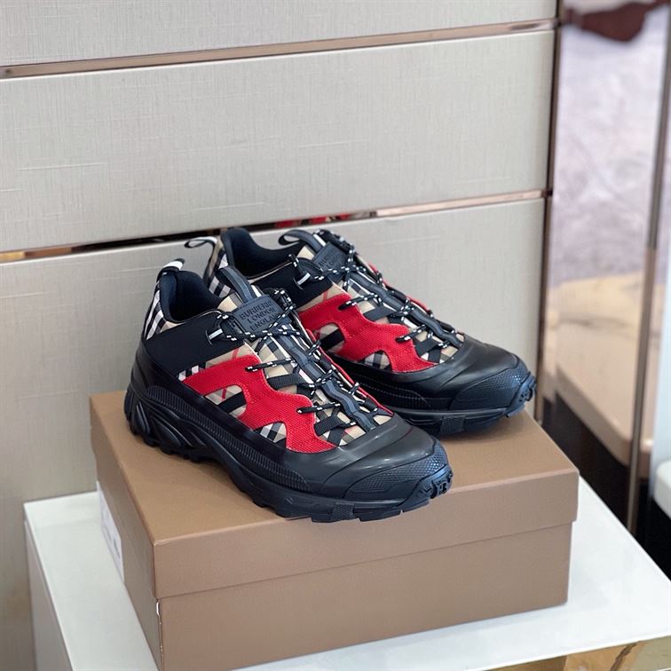 BURBERRY VINTAGE CHECK COTTON AND NYLON ARTHUR SNEAKERS – BBR007