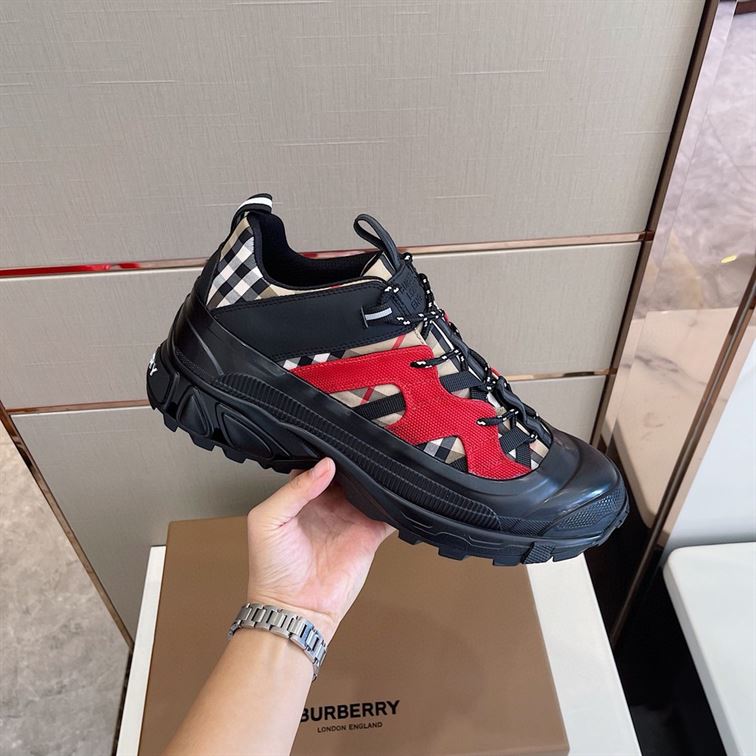 BURBERRY VINTAGE CHECK COTTON AND NYLON ARTHUR SNEAKERS – BBR007