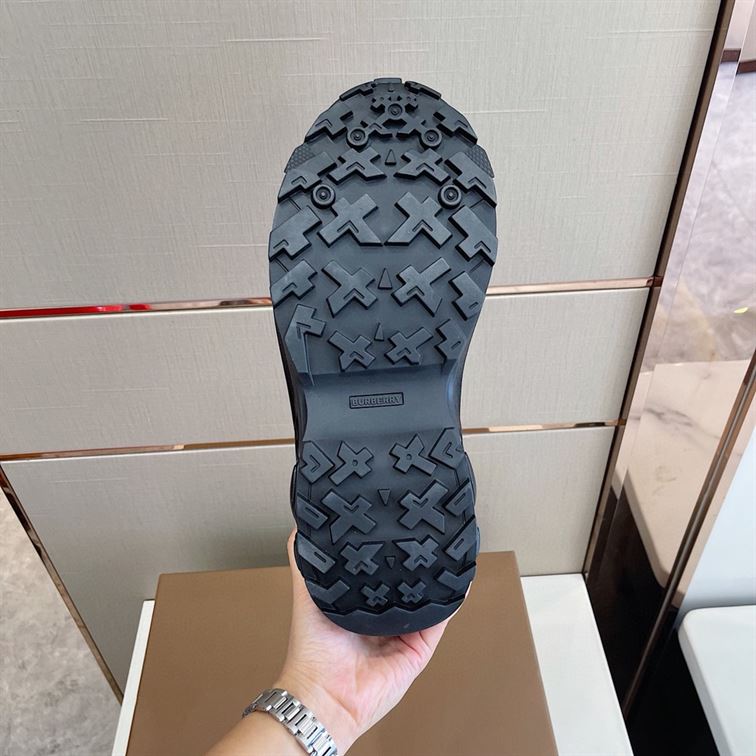 BURBERRY VINTAGE CHECK COTTON AND NYLON ARTHUR SNEAKERS – BBR007