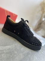 CHRISTIAN LOUBOUTIN LOW TOP SNEAKER – CLS001