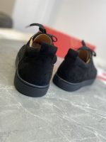 CHRISTIAN LOUBOUTIN LOW TOP SNEAKER – CLS001