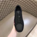 CHRISTIAN LOUBOUTIN LOW TOP SNEAKER – CLS020