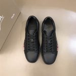 CHRISTIAN LOUBOUTIN LOW TOP SNEAKER – CLS020