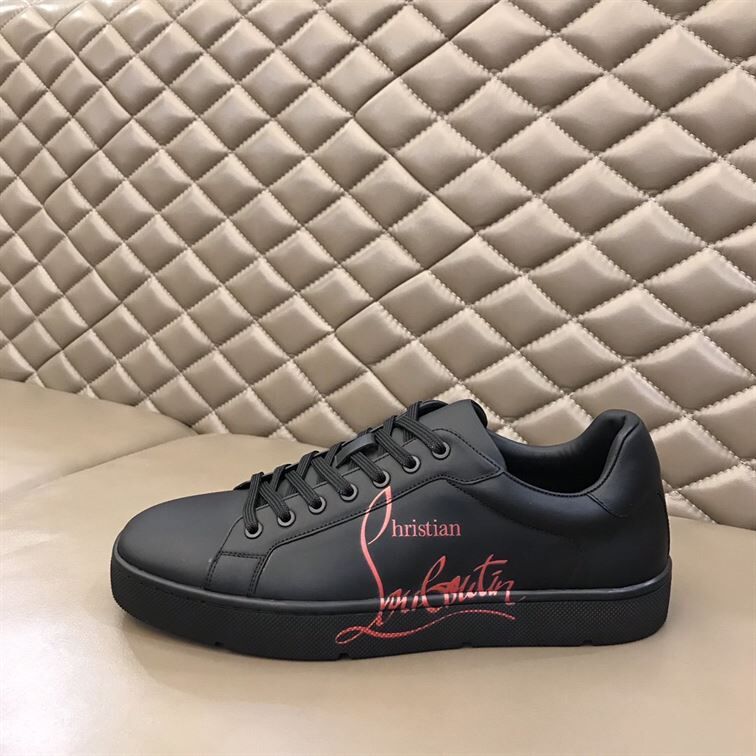 CHRISTIAN LOUBOUTIN LOW TOP SNEAKER – CLS021