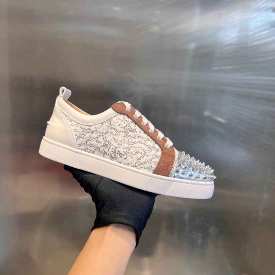 Christian Louboutin Louis Junior Spikes Orlato Sneaker – CLS040