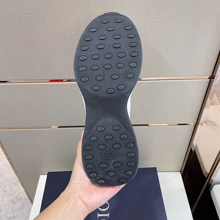 DIOR B25 RUNNER SNEAKER – DO064