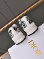 DIOR WALK’N’DIOR PLATFORM LOW-TOP SNEAKER – DO145