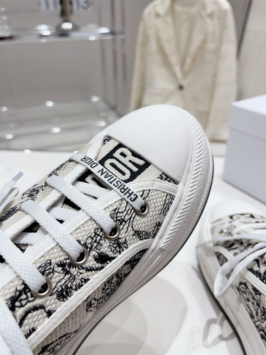 DIOR WALK’N’DIOR PLATFORM SNEAKER – DO113