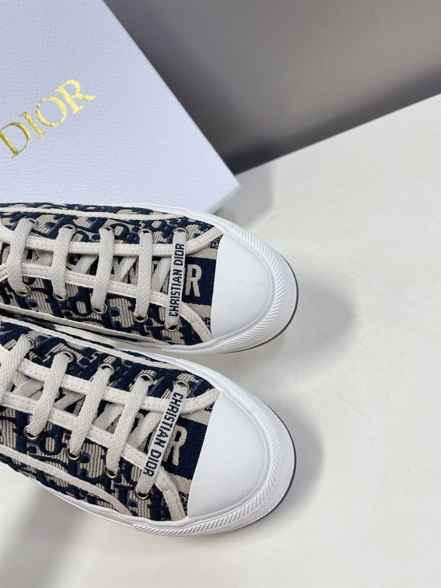 DIOR WALK’N’DIOR SNEAKER – DO123