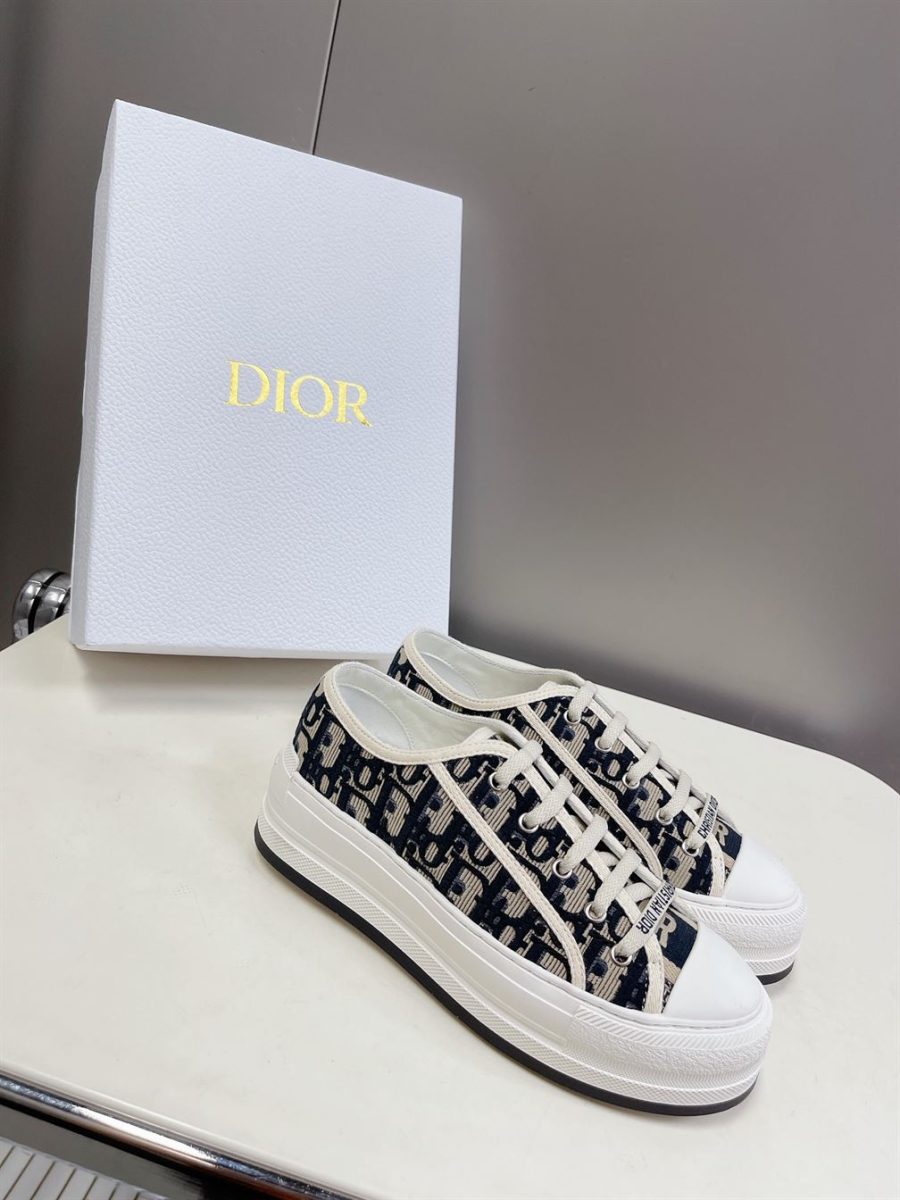 DIOR WALK’N’DIOR SNEAKER – DO123