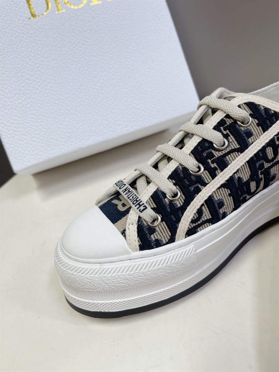 DIOR WALK’N’DIOR SNEAKER – DO123