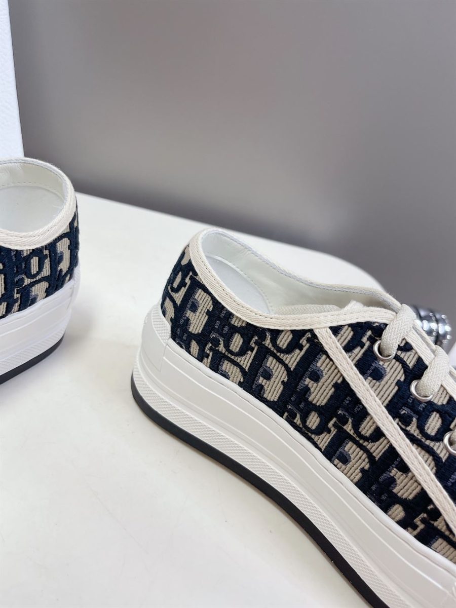 DIOR WALK’N’DIOR SNEAKER – DO123