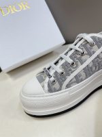 DIOR WALK’N’DIOR SNEAKER – DO124
