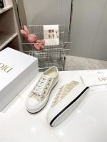 DIOR WALK’N’DIOR SNEAKER – DO127