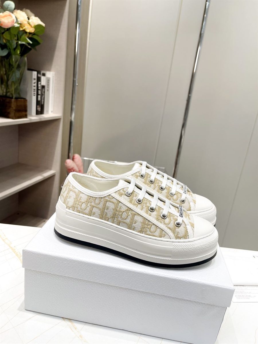 DIOR WALK’N’DIOR SNEAKER – DO127