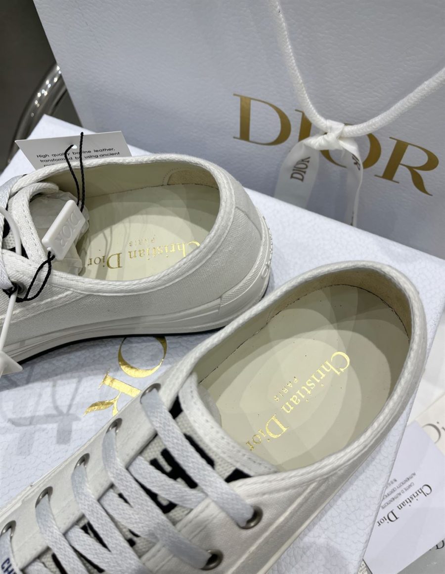 DIOR WALK’N’DIOR SNEAKER WHITE COTTON CANVAS – DO125