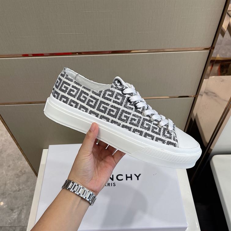 GIVENCHY CITY SNEAKERS IN 4G JACQUARD – GVC015