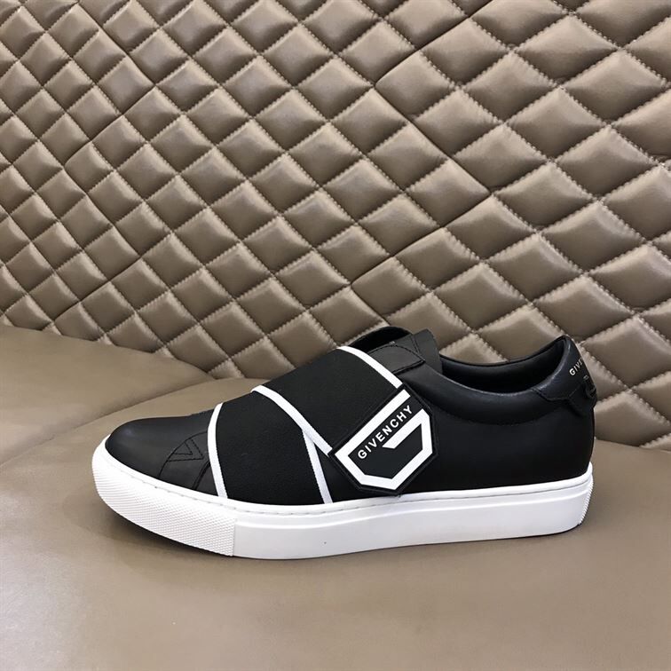 GIVENCHY ELASTICATED LOGO STRAP SNEAKERS – GVC005