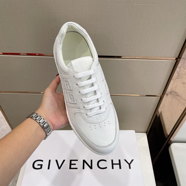 GIVENCHY G4 SNEAKERS IN LEATHER – GVC012