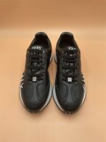 GIVENCHY RUNNER SNEAKERS IN PERFORATED LEATHER – GVC003