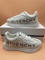 GIVENCHY RUNNER SNEAKERS IN PERFORATED LEATHER – GVC006