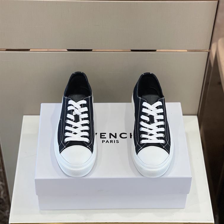 GIVENCHY SNEAKERS CITY IN GRAINED LEATHER – GVC014