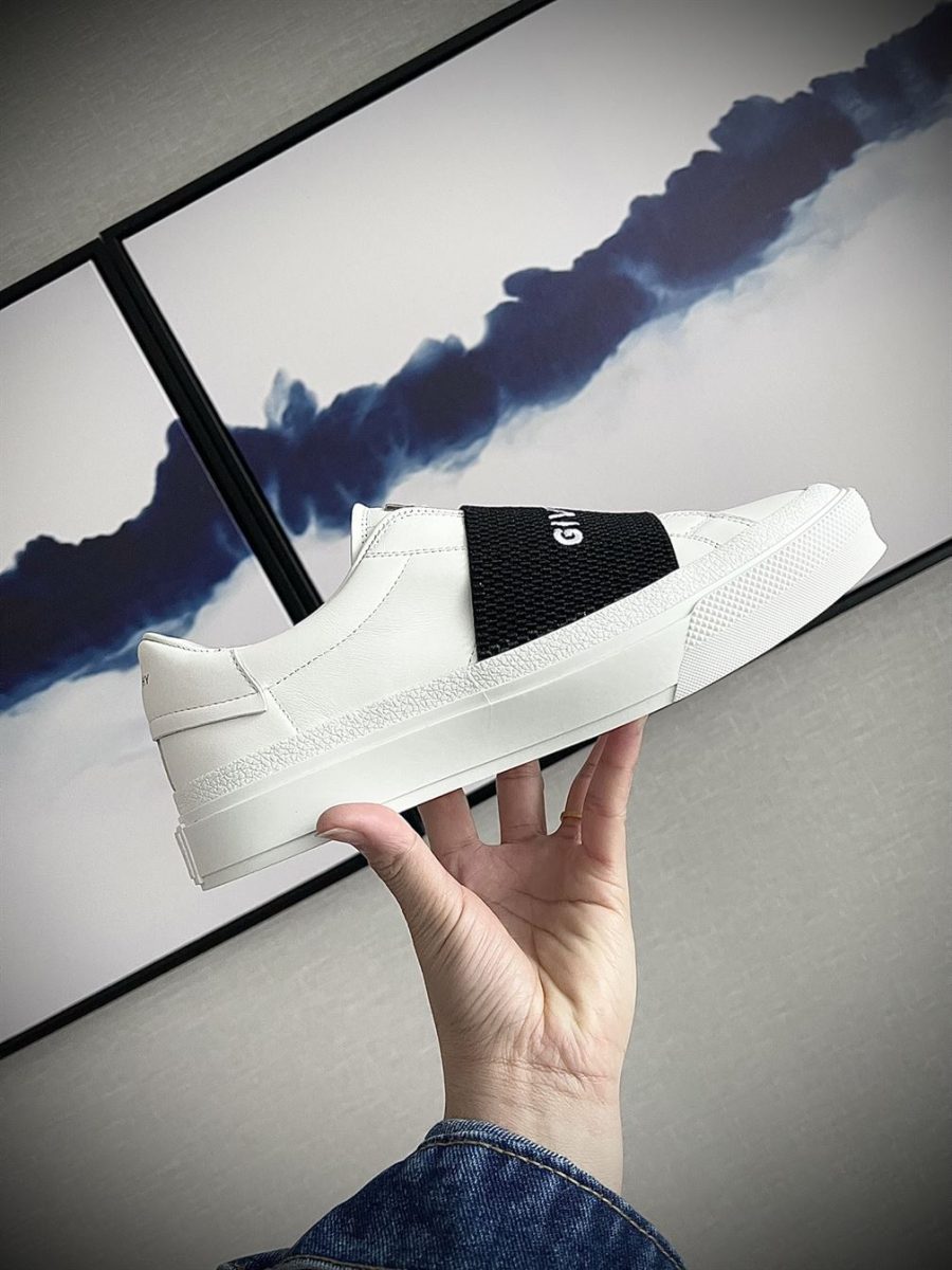 GIVENCHY SNEAKERS WITH ELASTIC BAND – GVC001