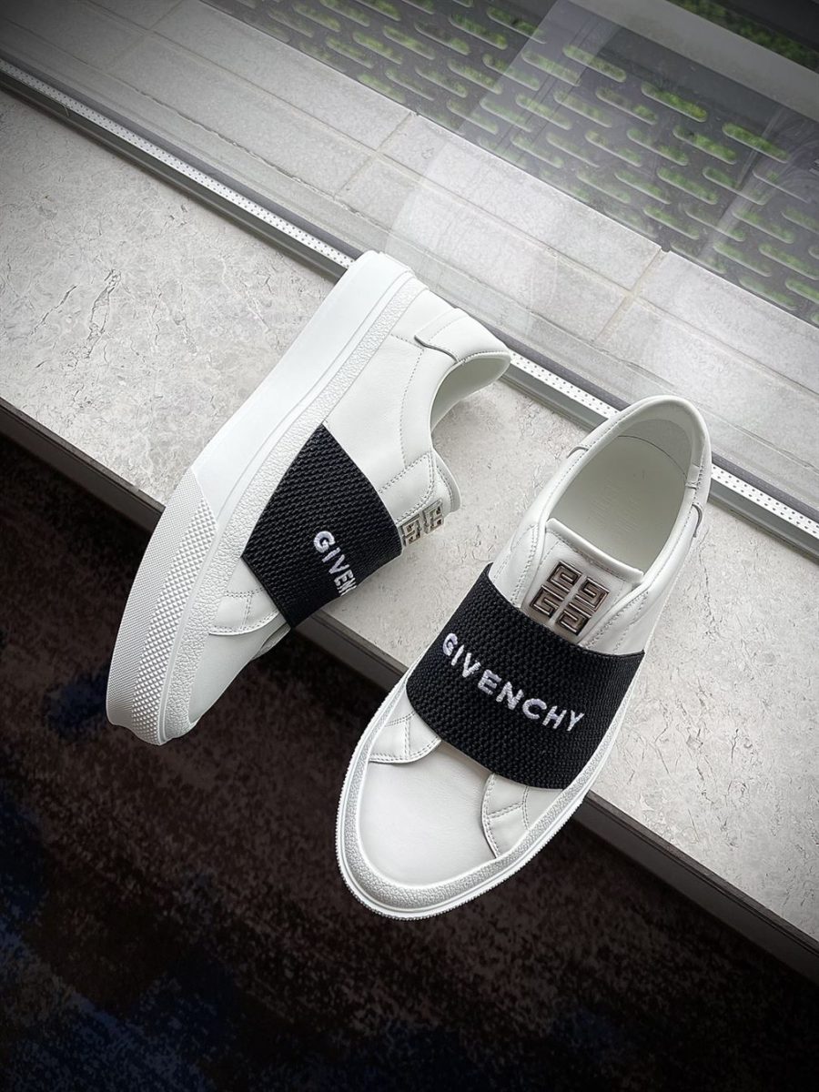 GIVENCHY SNEAKERS WITH ELASTIC BAND – GVC001