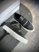 GIVENCHY SNEAKERS WITH ELASTIC BAND – GVC002