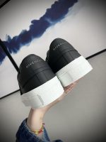 GIVENCHY SNEAKERS WITH ELASTIC BAND – GVC002