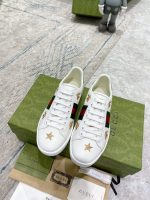 GUCCI ACE EMBROIDERED SNEAKER WITH BEES AND STARS – GCC090