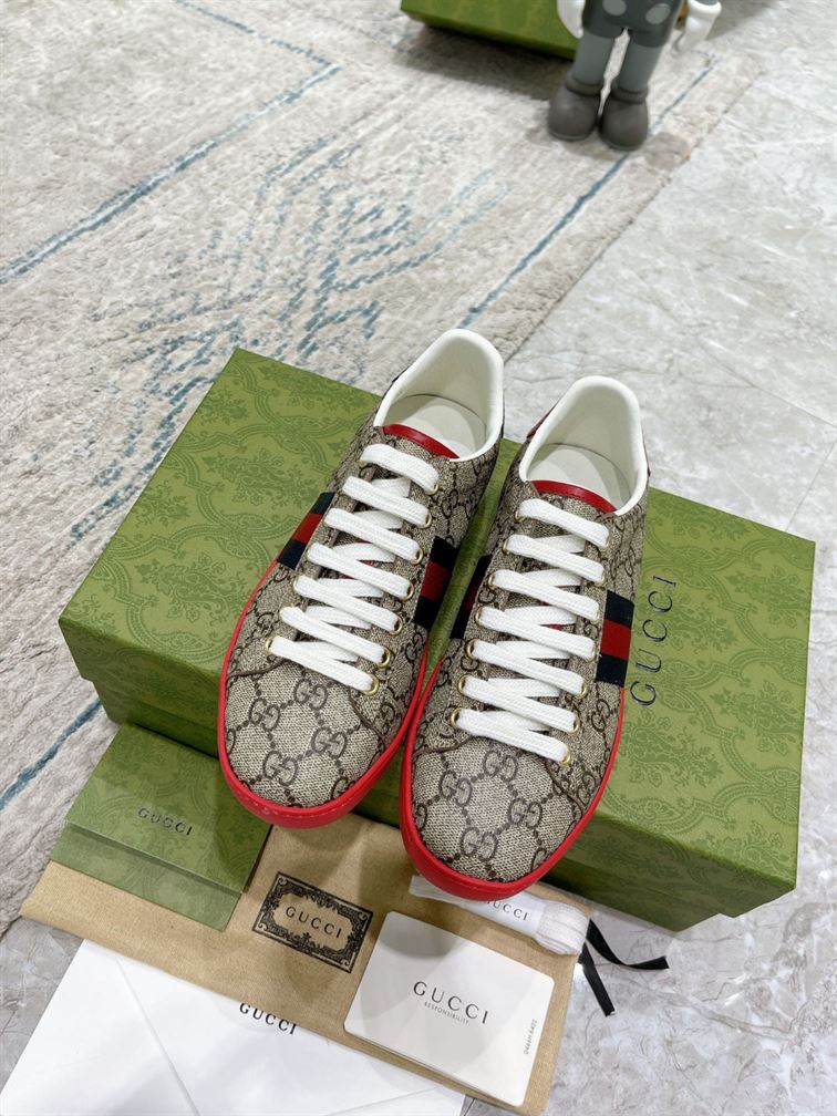 GUCCI ACE GG SUPREME SNEAKER – GCC091