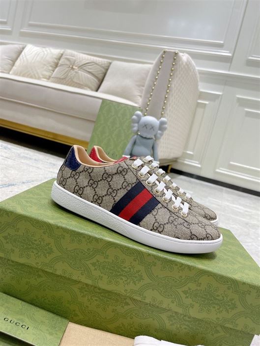 GUCCI ACE GG SUPREME SNEAKER – GCC093