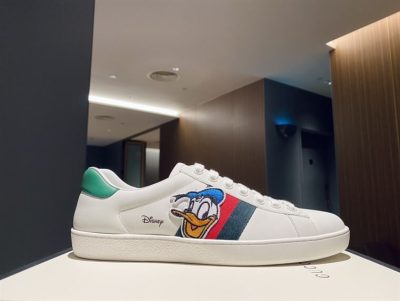 gucci-ace-x-disney-donald-duck-gcc071-rrs3z.jpg
