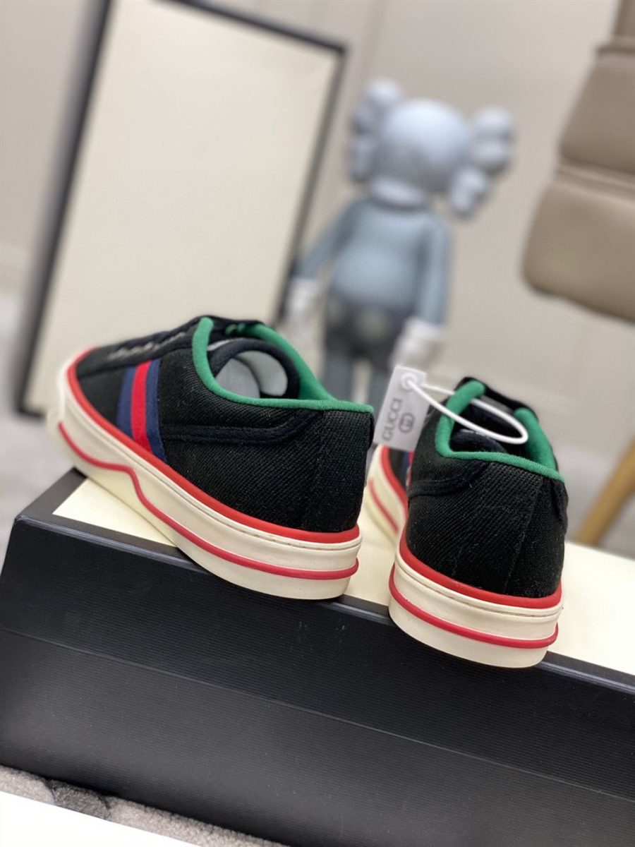 GUCCI DISTRESSED CANVAS AND WEBBING BLACK – GCC145