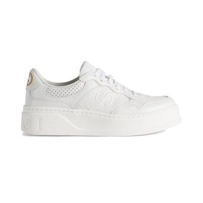 GUCCI MEN’S GG EMBOSSED SNEAKER WHITE LEATHER – GCC005