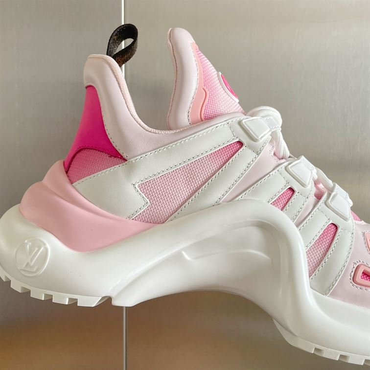 LOUIS VUITTON ARCHLIGHT TRAINERS – LVS094