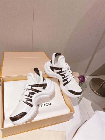 louis-vuitton-archlight-trainers-lvs106-2w6rs.jpeg