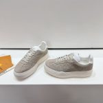 LOUIS VUITTON LV GROOVY PLATFORM SNEAKER – LVS189